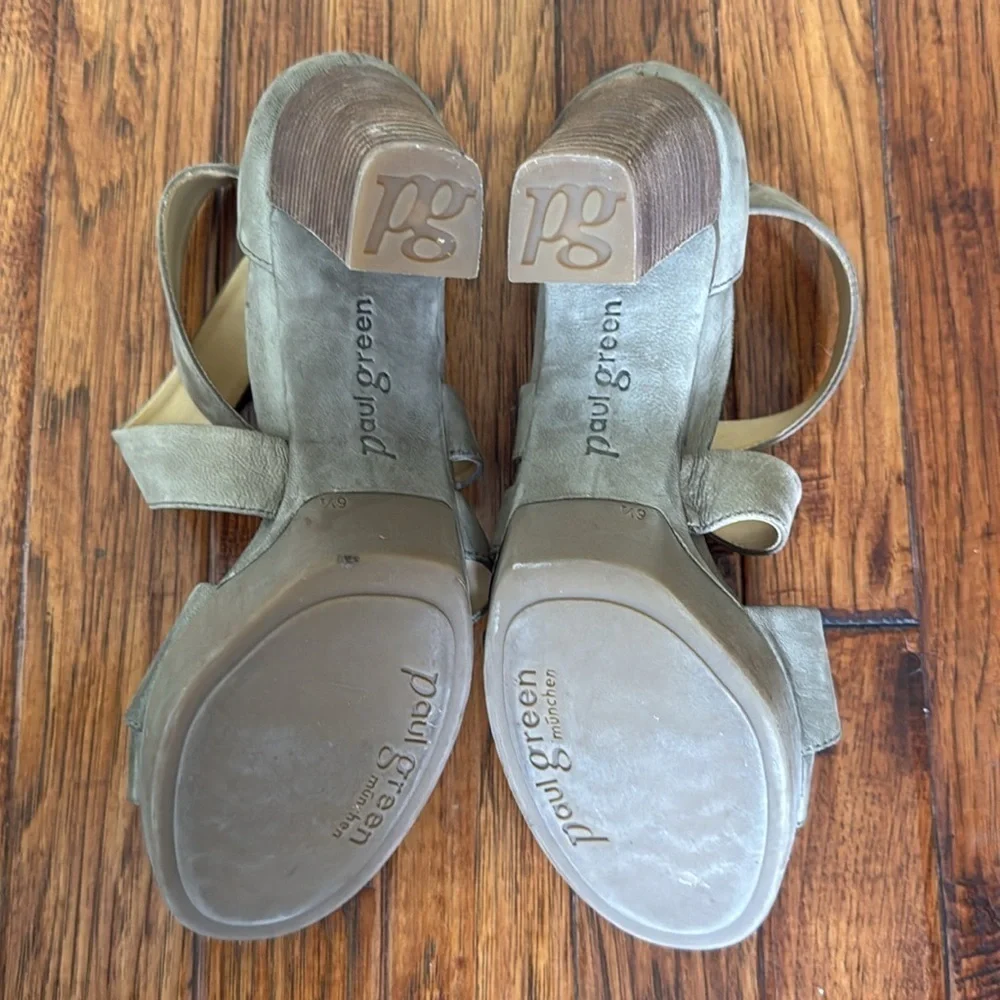 Paul Green Taylor Olive Sandal 3.5 inch Heel, size 9 US
